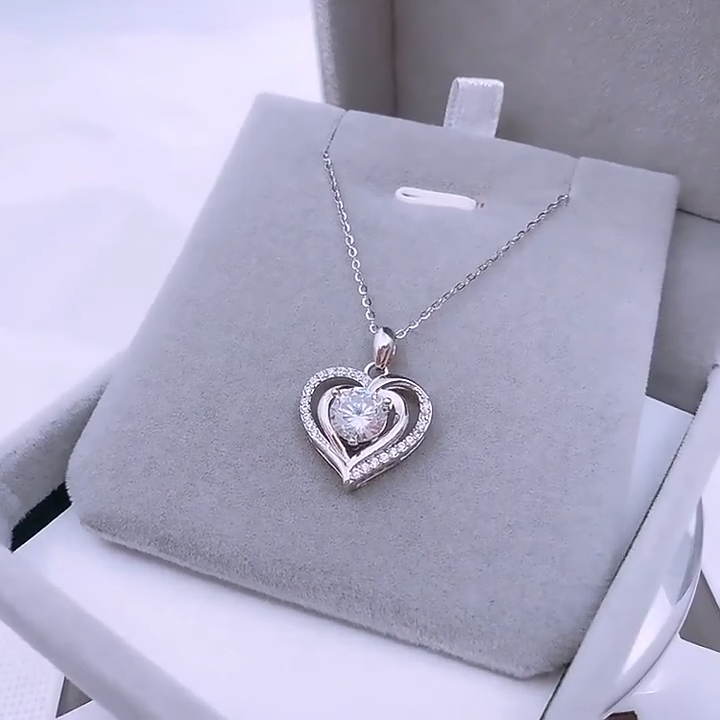 【N19 Heart Love】 925 Sterling Silver Moissanite Necklace - MOTEMCO