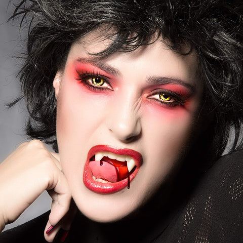 🧛♂️Retractable Vampire Fangs