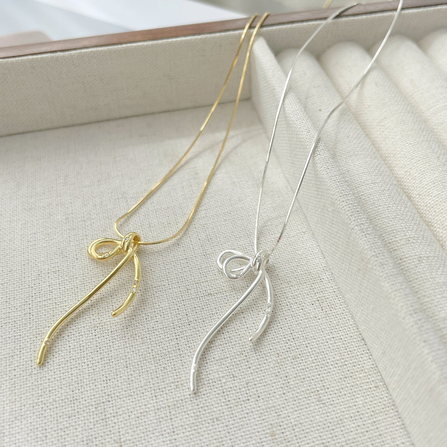 【SilverN17 Line Bow】 925 Sterling Silver Necklace - MOTEMCO