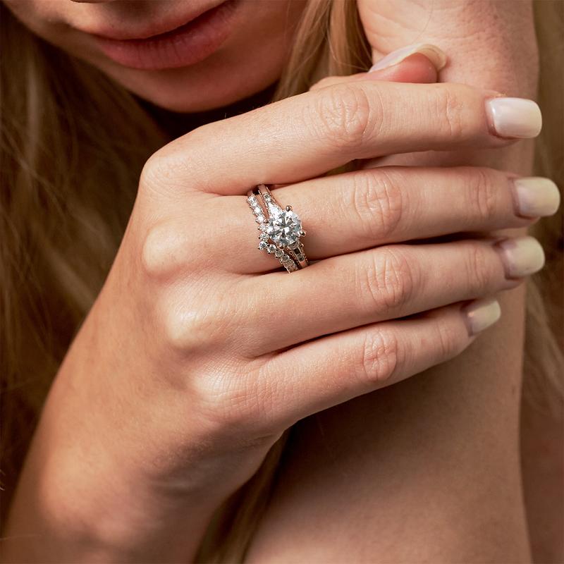 【R3 V-shaped】 925 Sterling Silver Moissanite Rings - MOTEMCO