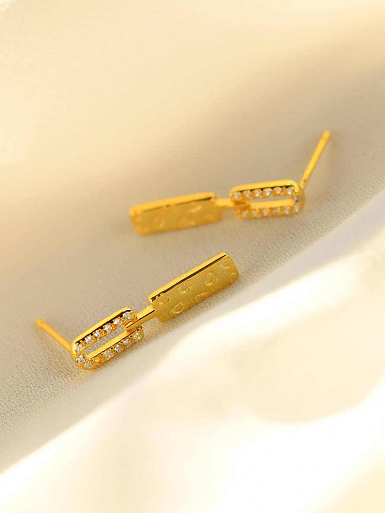 【SilverE1】 925 Sterling Silver Stud Earrings
