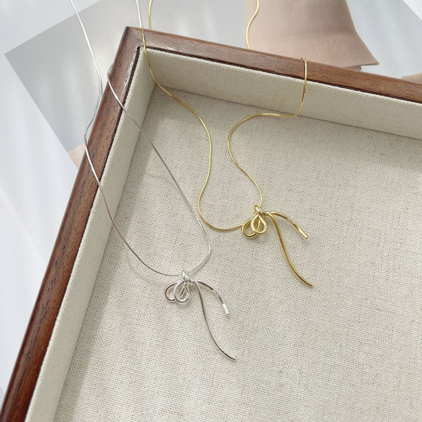 【SilverN17 Line Bow】 925 Sterling Silver Necklace - MOTEMCO
