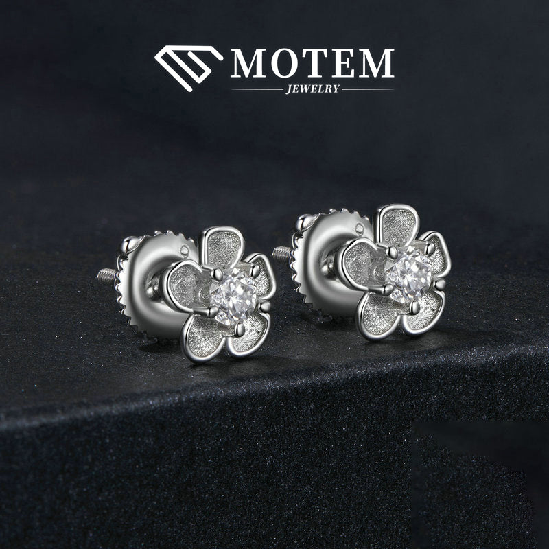 【E10 Flower】 925 Sterling Silver Moissanite Stud Earrings - MOTEMCO