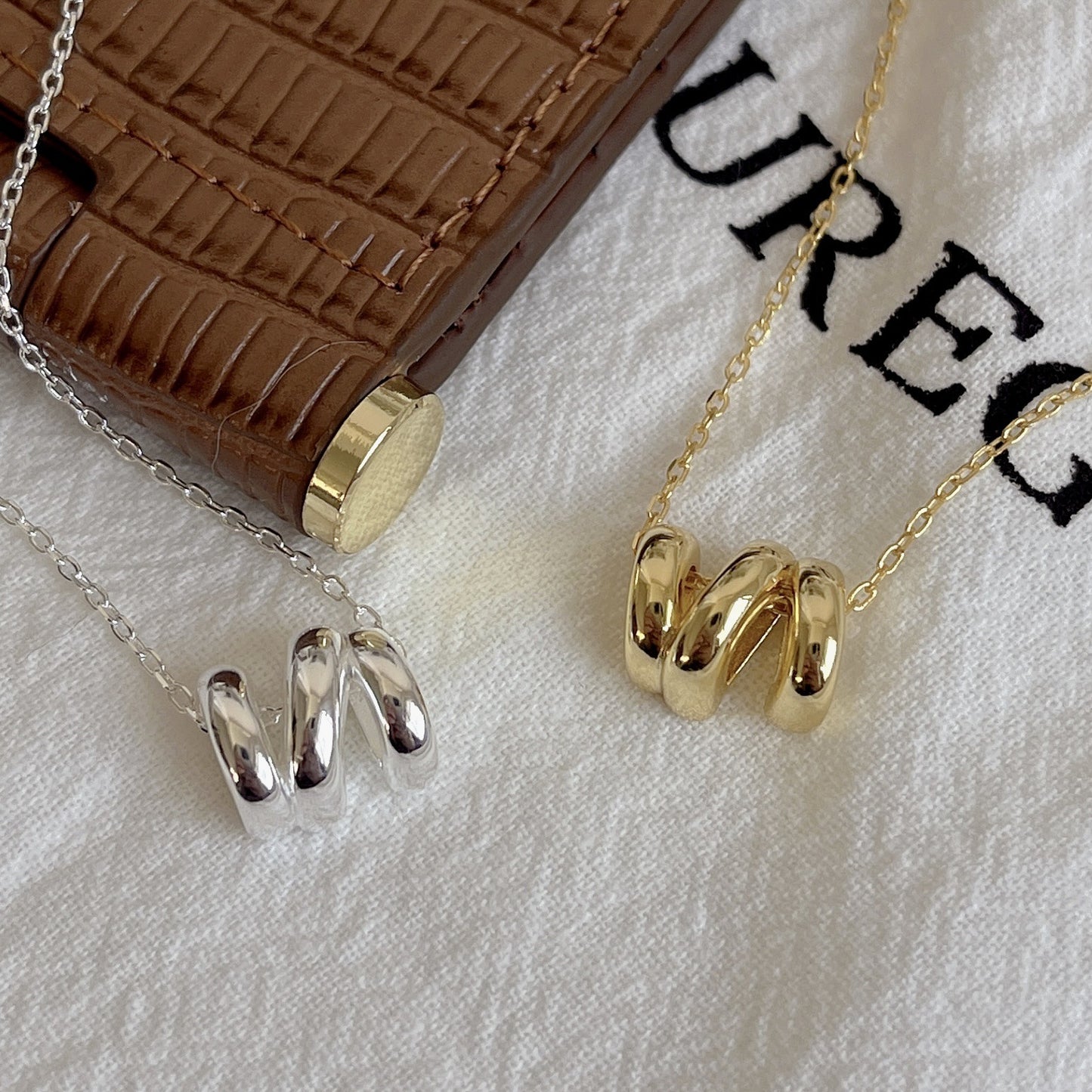 【SilverN11】 925 Sterling Silver Necklace - MOTEMCO